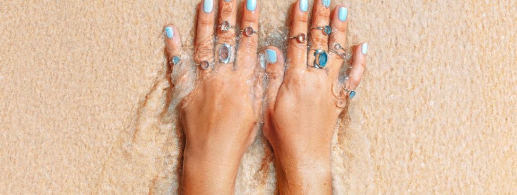 Joyas corporales para el verano: las piezas que transforman cualquier look de playa