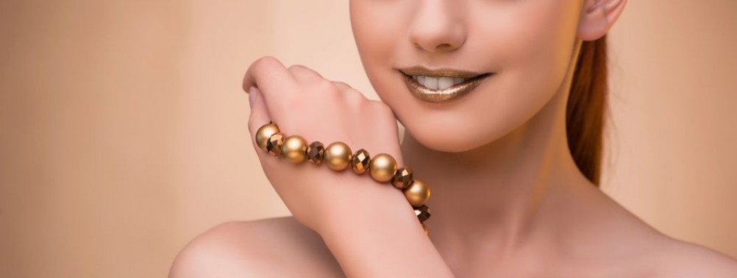Joyas según tu tono de piel: qué metal te favorece más y cómo elegirlo