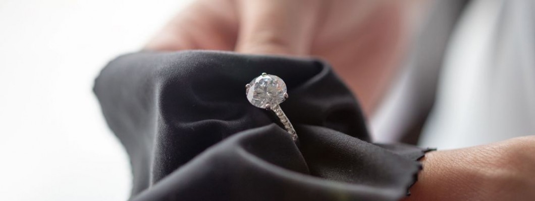 Mantén tus joyas de plata como el primer día Mantén tus joyas de plata como el primer día