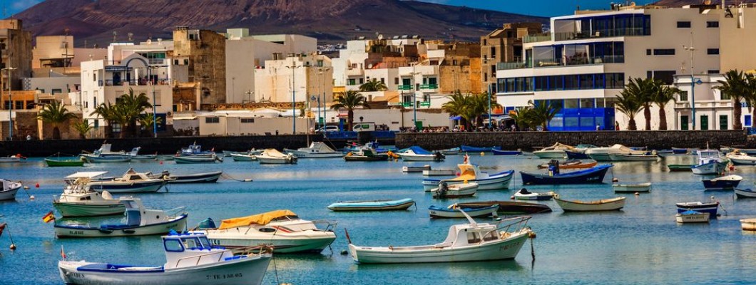 Siente la conexión con las islas a través de nuestras piezas exclusivas Siente la conexión con las islas a través de nuestras piezas exclusivas