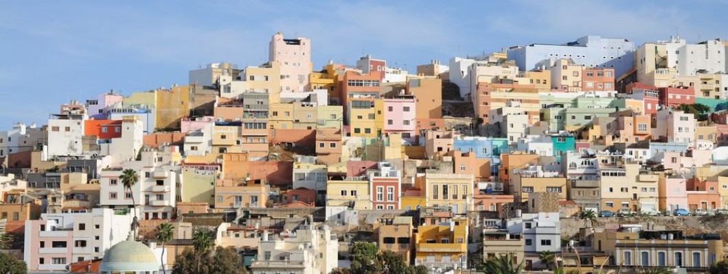 ¿Cuánto se tarda en recorrer toda la isla de Gran Canaria?